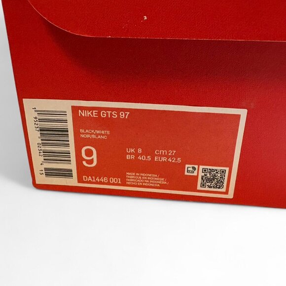 Nike GTS 97 casual sneakers in black with a white sole. Women's size 9. - Picture 8 of 8